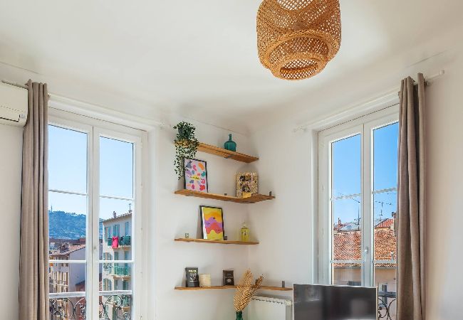  in Nice - 3 pièces lumineux avec balcon au cœur de la ville 