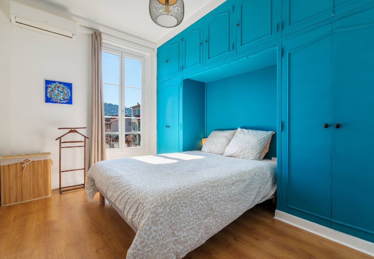 Apartment in Nice - 3 pièces lumineux avec balcon au cœur de la ville 