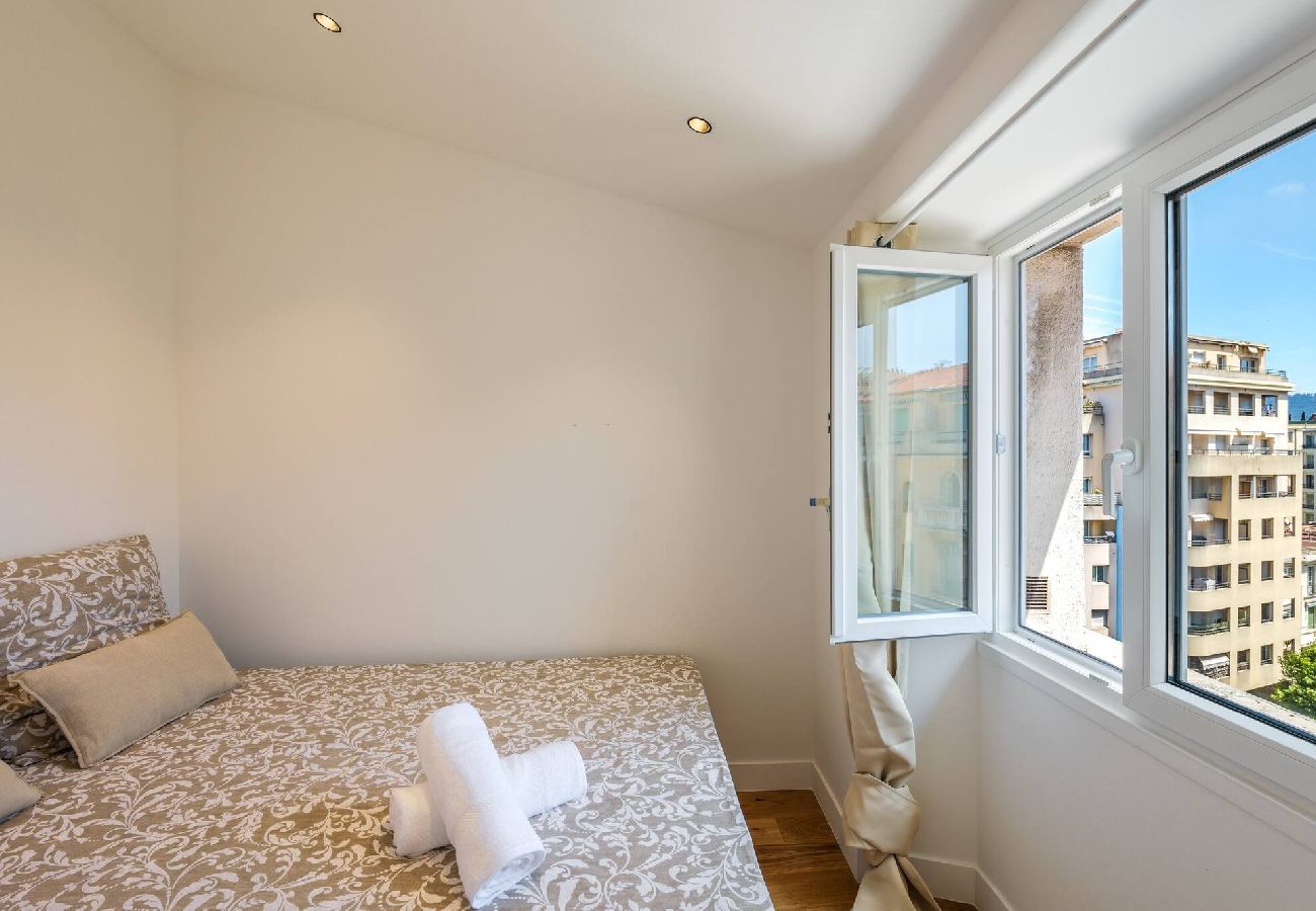Apartment in Nice - Magnifique studio boulevard Gambetta - B 