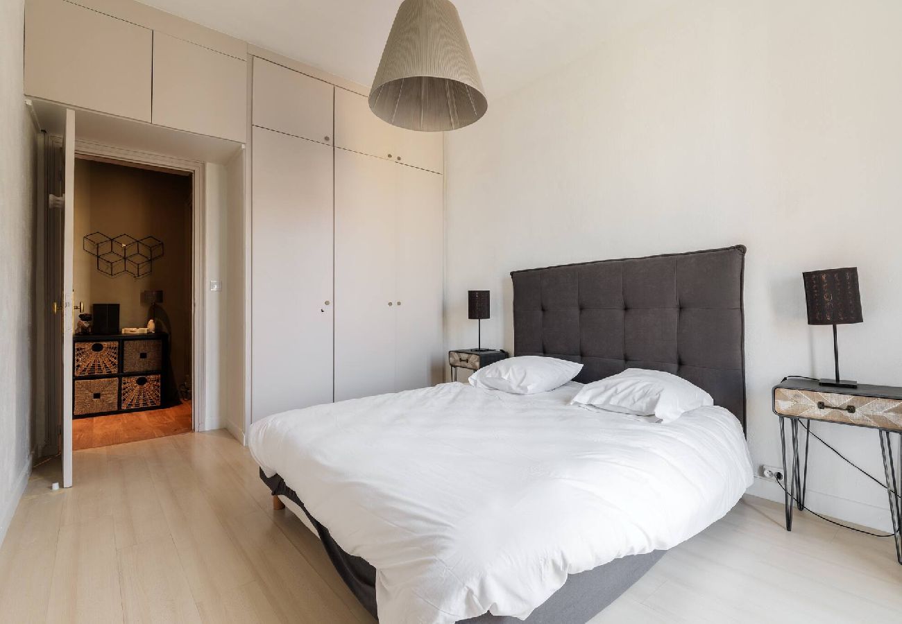 Apartment in Nice - Élégant et lumineux 3 pièces avenue Jean Médecin 