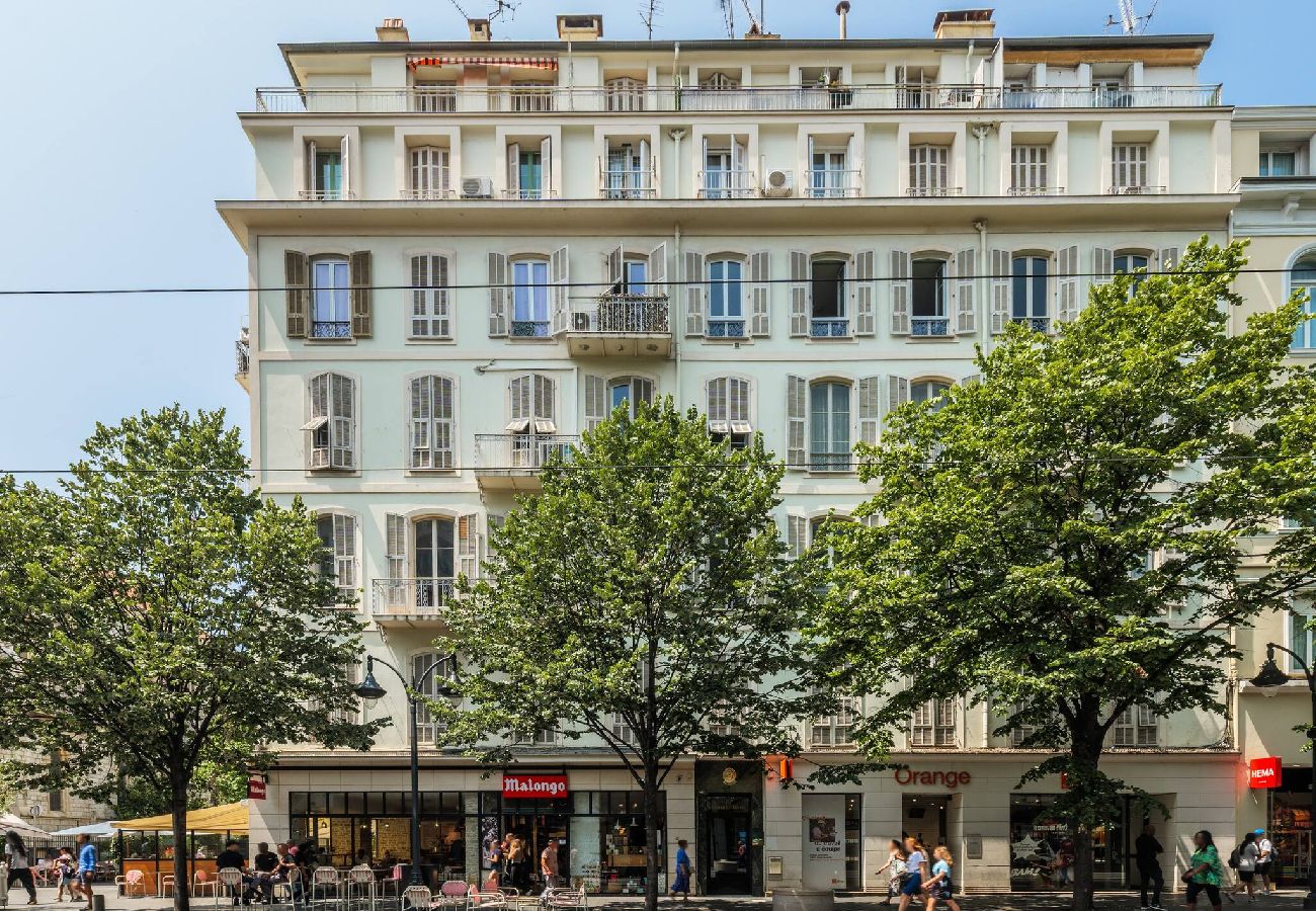 Apartment in Nice - Élégant et lumineux 3 pièces avenue Jean Médecin 
