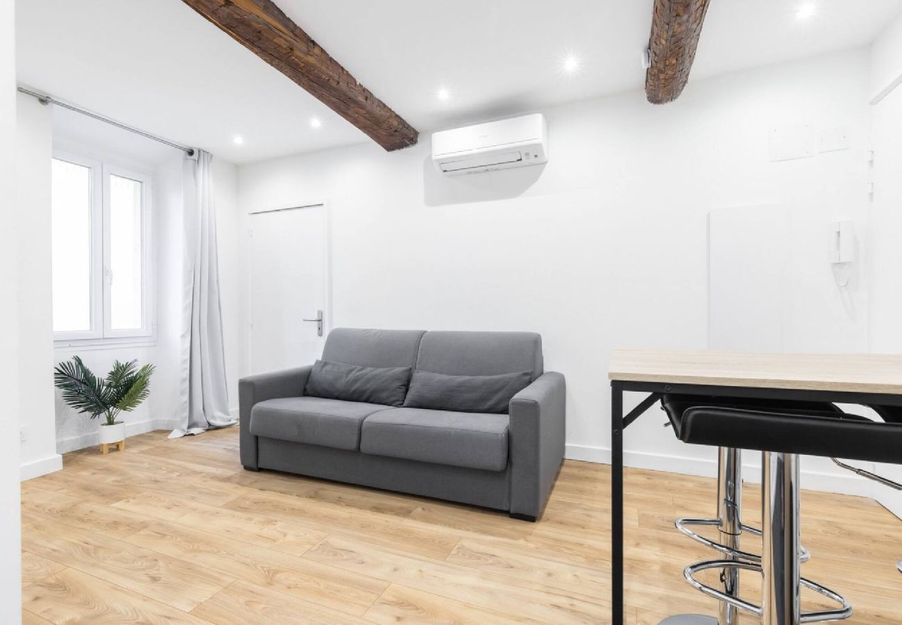 Apartment in Nice - Charmant petit 2 pièces dans la vieille ville 