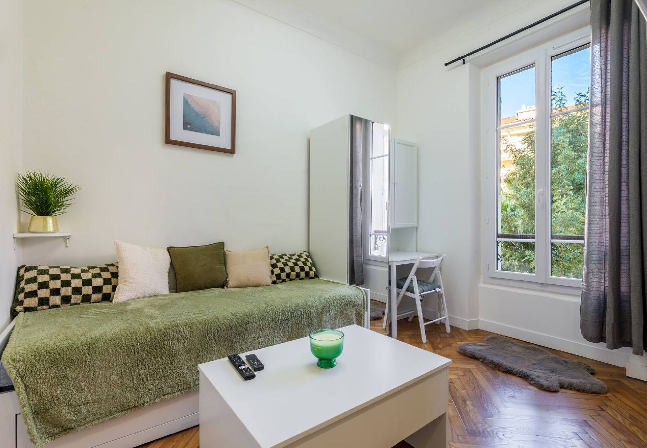 Studio in Nice - Studio Cosy dans une belle copropriété classée 