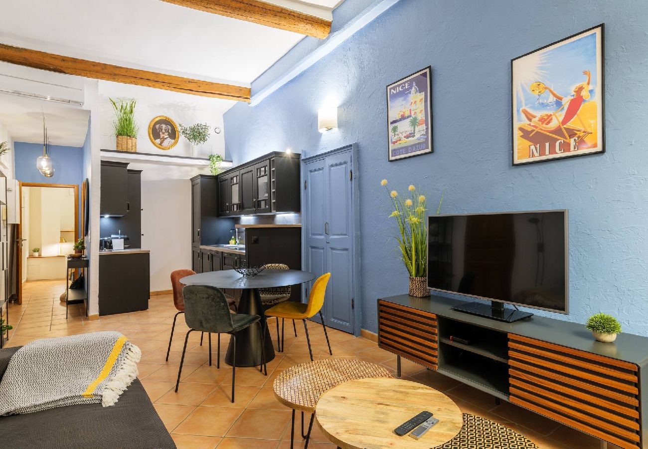 Apartment in Nice - Charmant 3 pièces place Rossetti 