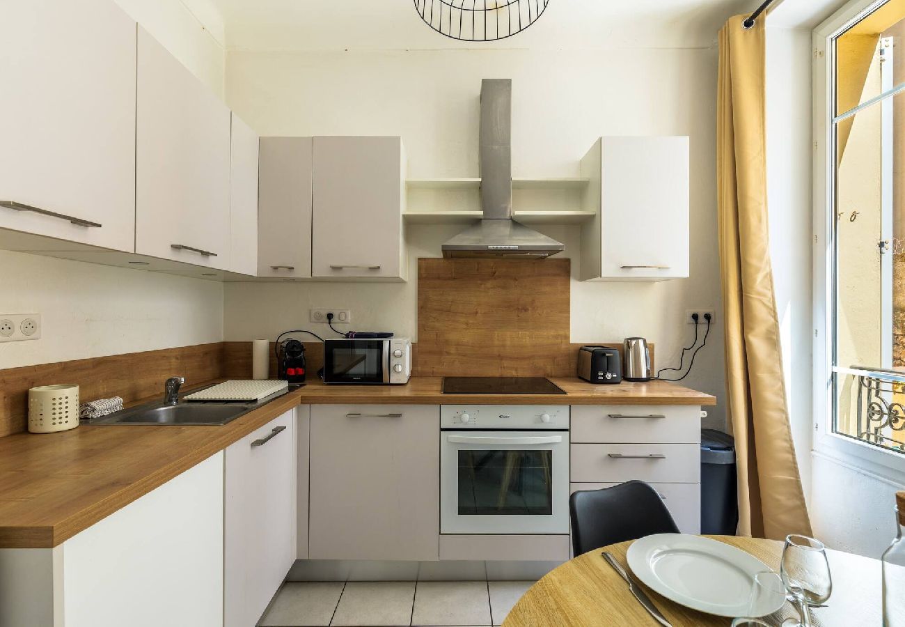 Apartment in Cannes - -
