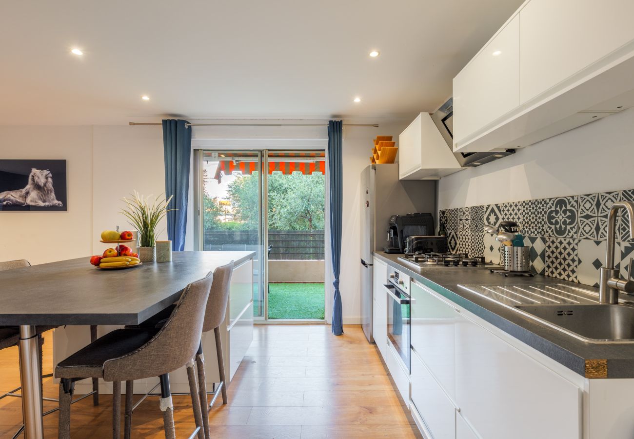 Appartement à Nice - Grand 2 pièces et belle terrasse ensoleillée 