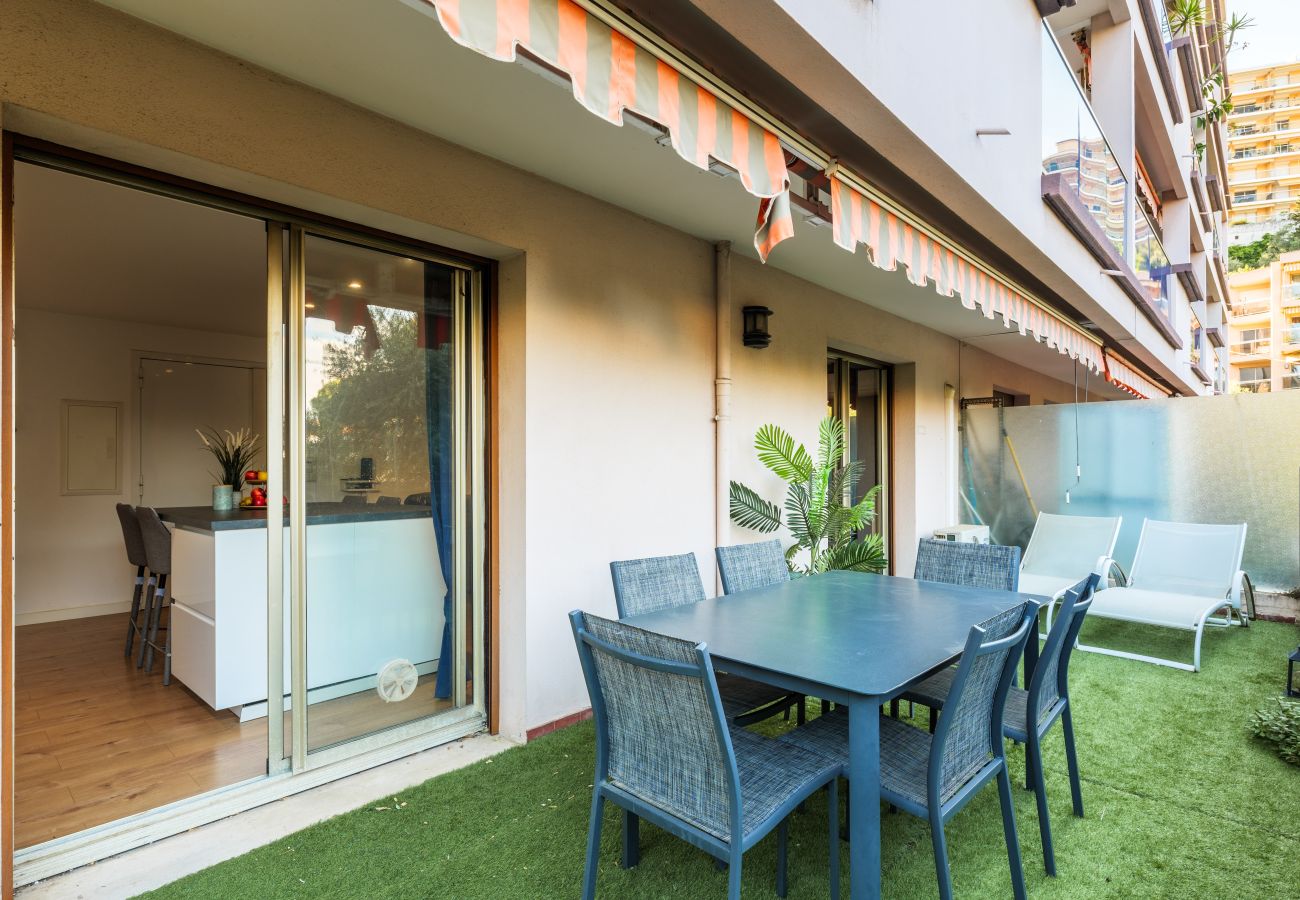 Appartement à Nice - Grand 2 pièces et belle terrasse ensoleillée 