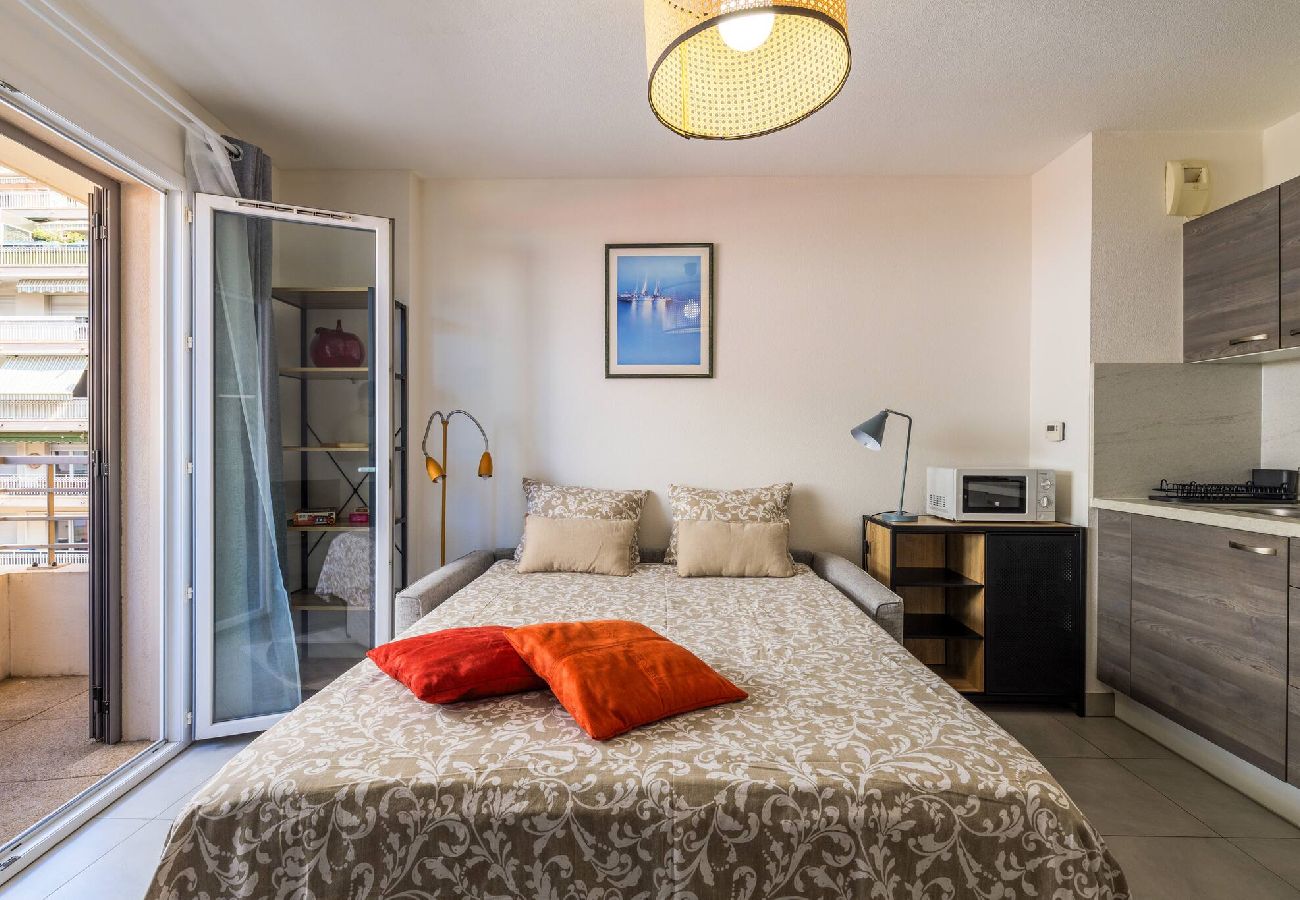 Appartement à Nice - Studio au port de nice 