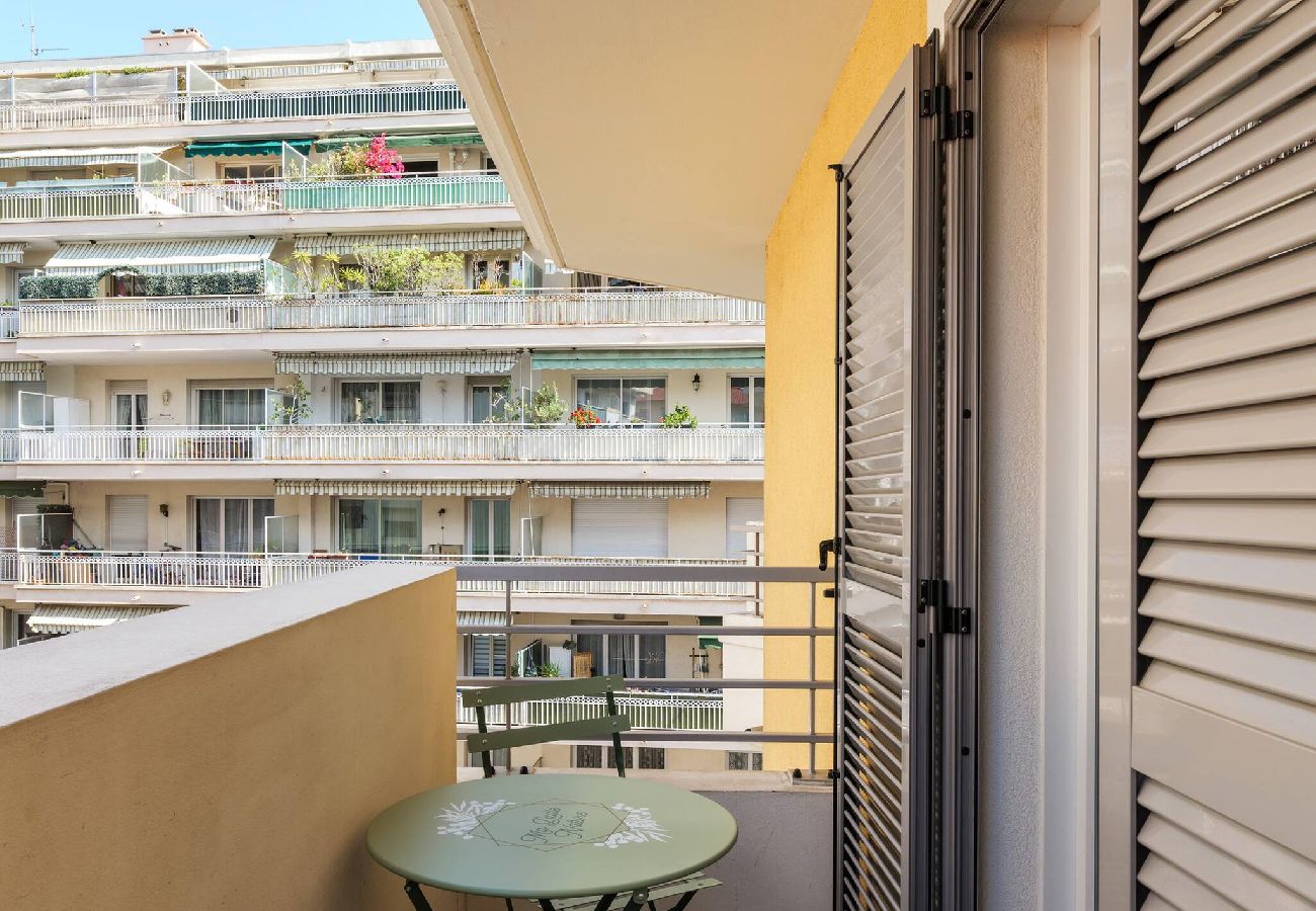 Appartement à Nice - Studio au port de nice 