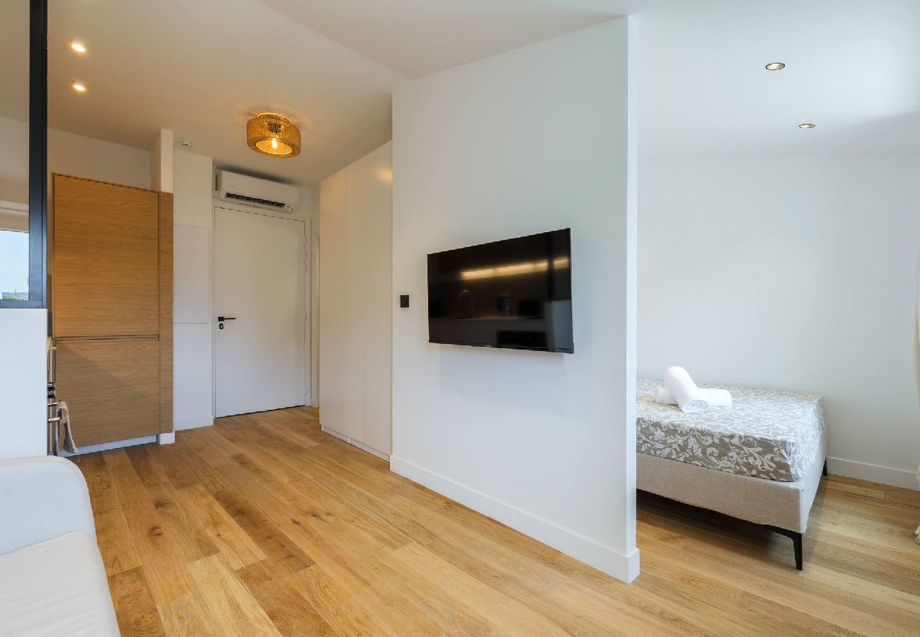 Appartement à Nice - Magnifique studio boulevard Gambetta - B 