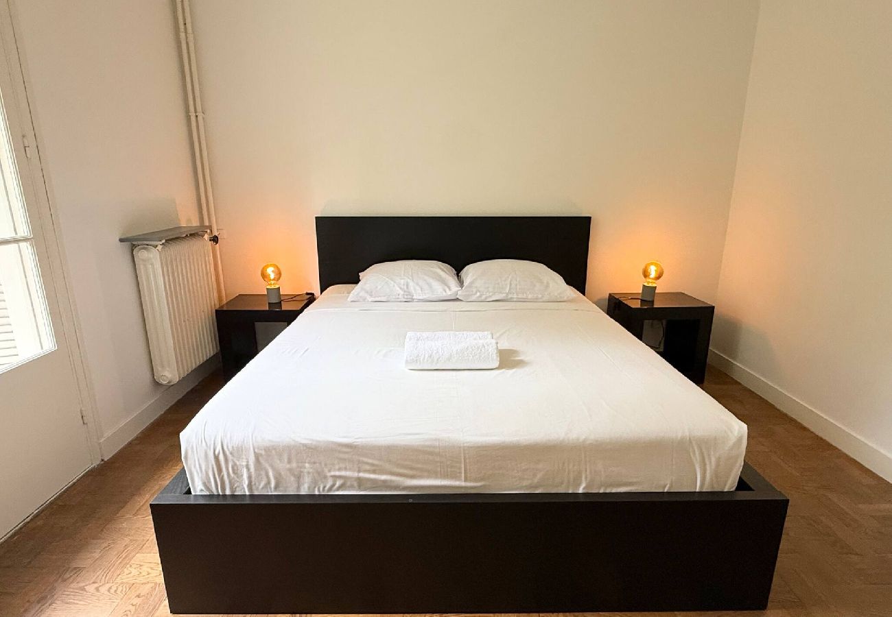 Appartement à Nice - Havre de paix avec terrasse ensoleillée à Nice 