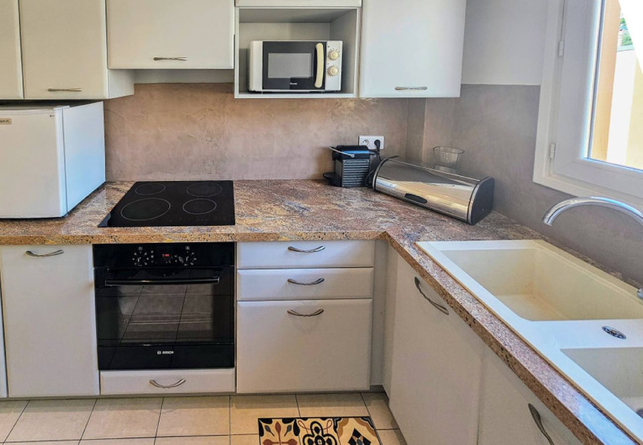 Appartement à Villefranche-sur-Mer - Beau 2 pièces avec vue imprenable sur la rade 