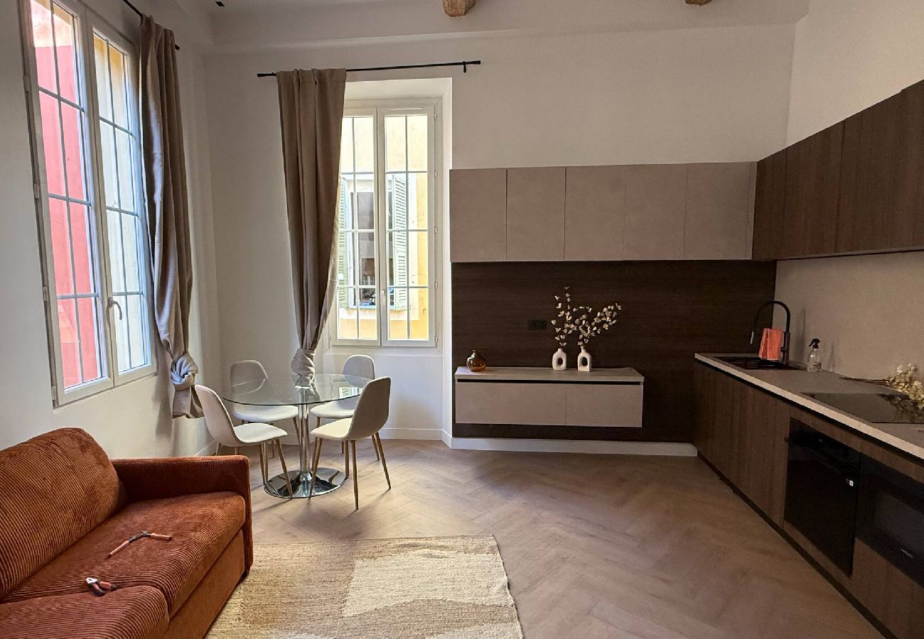 Appartement à Nice - Charme et modernité au coeur du Vieux Nice 