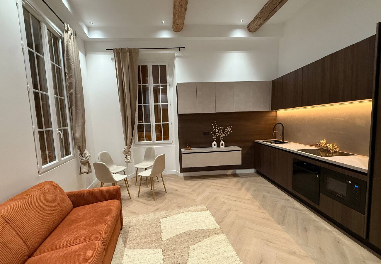 Appartement à Nice - Charme et modernité au coeur du Vieux Nice 