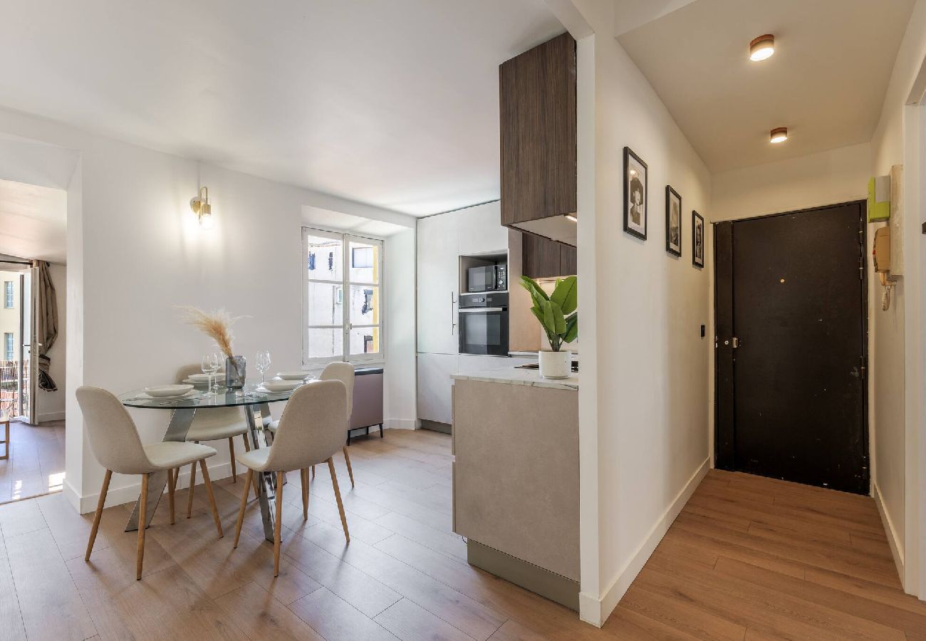 Appartement à Nice - Magnifique et lumineux 3 pièces dans le carré d'or 