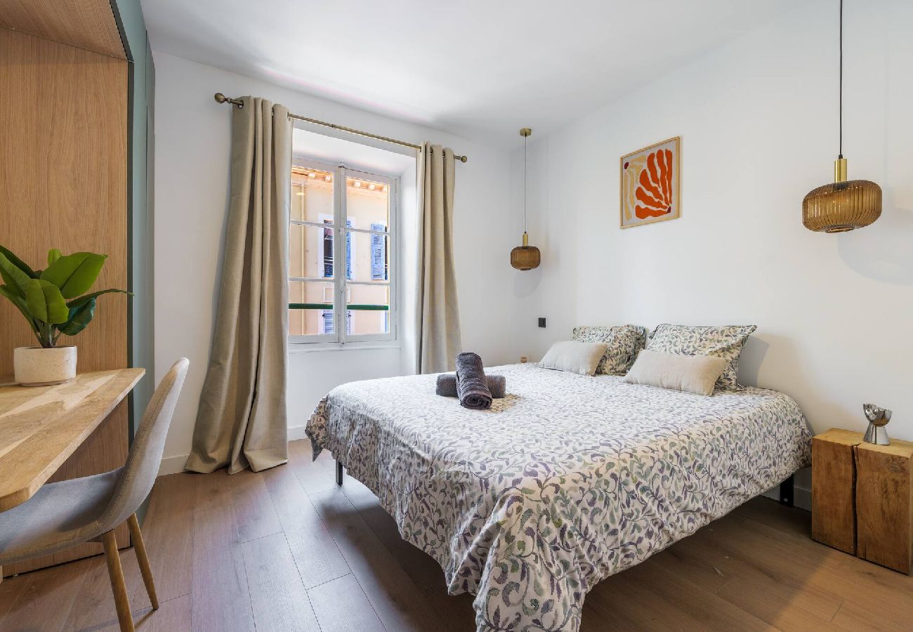 Appartement à Nice - Magnifique et lumineux 3 pièces dans le carré d'or 