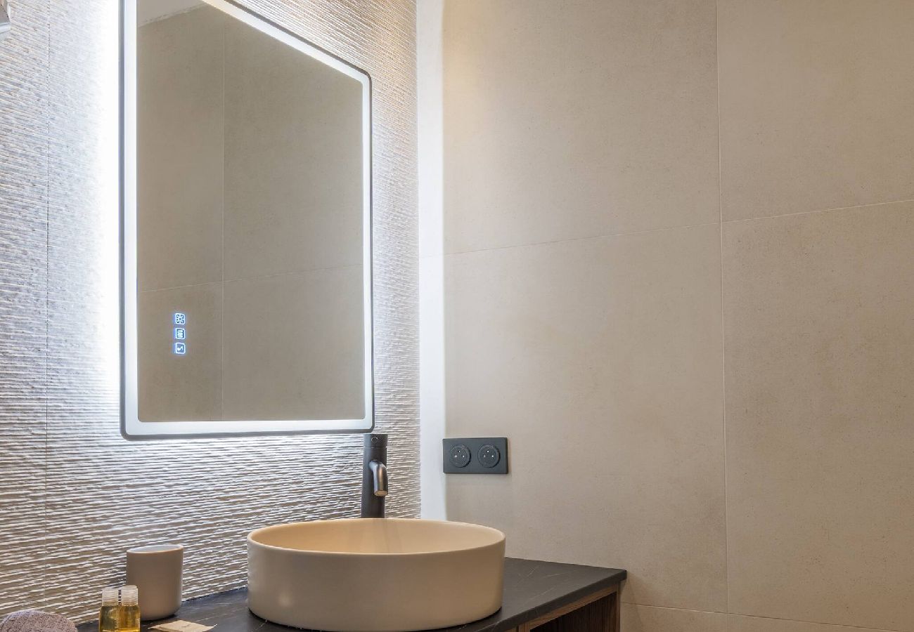 Appartement à Nice - Magnifique et lumineux 3 pièces dans le carré d'or 