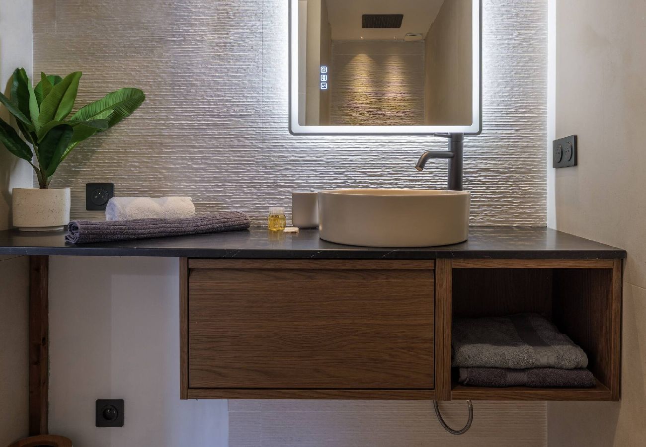 Appartement à Nice - Magnifique et lumineux 3 pièces dans le carré d'or 