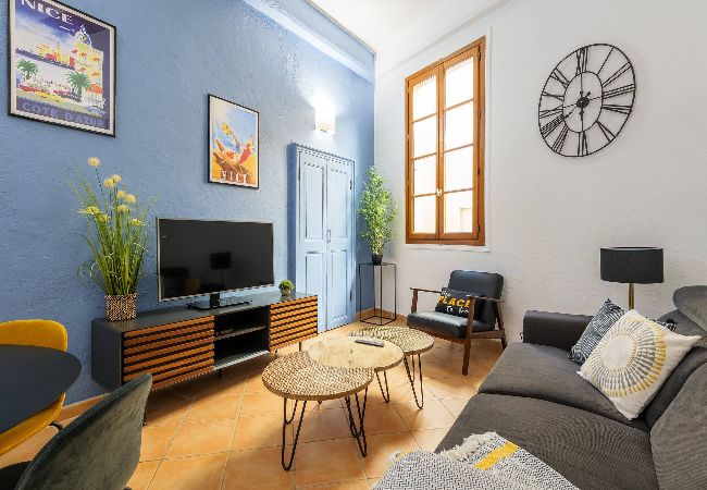 Appartement à Nice - Charmant 3 pièces place Rossetti 