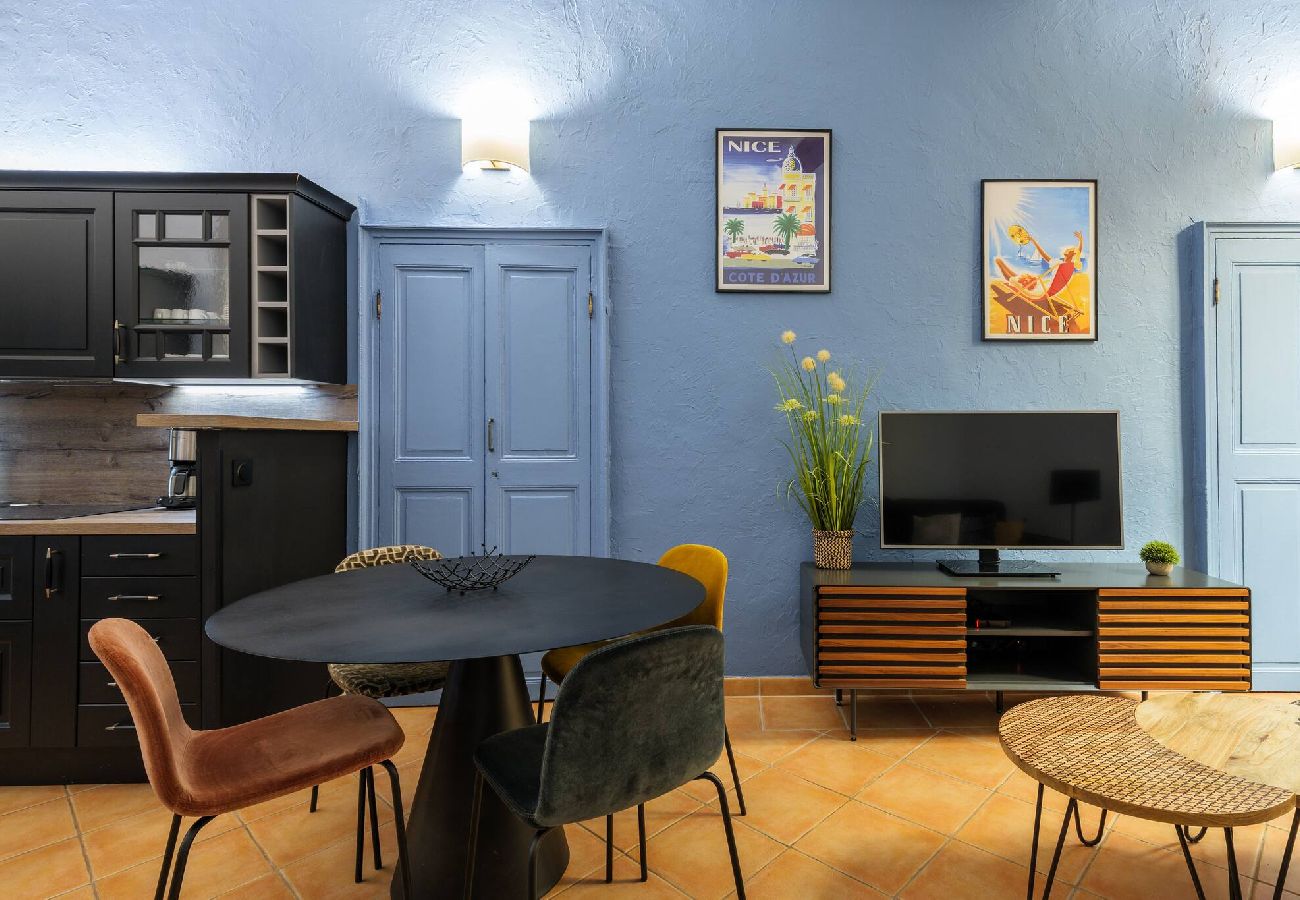 Appartement à Nice - Charmant 3 pièces place Rossetti 