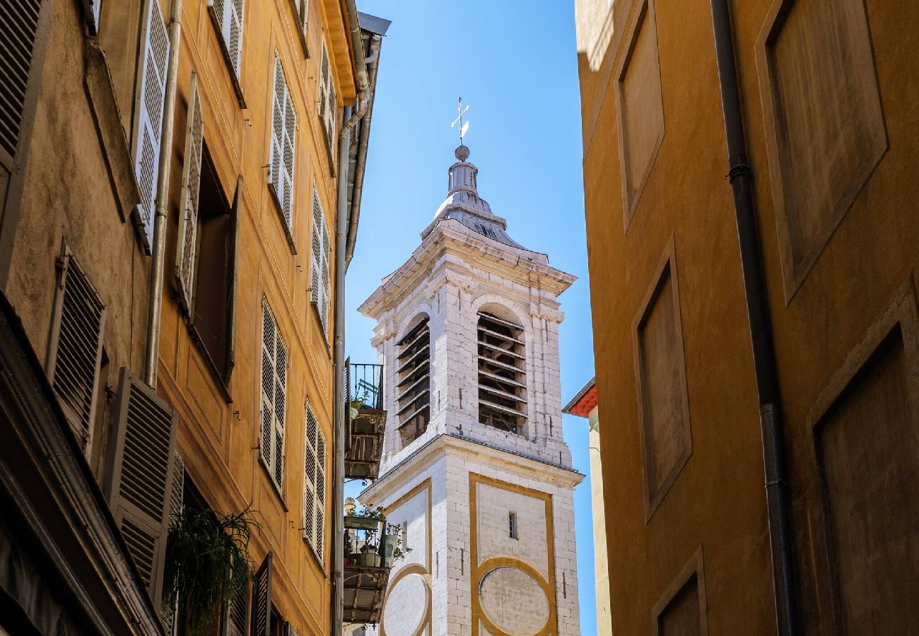 Appartement à Nice - Charmant 3 pièces place Rossetti 