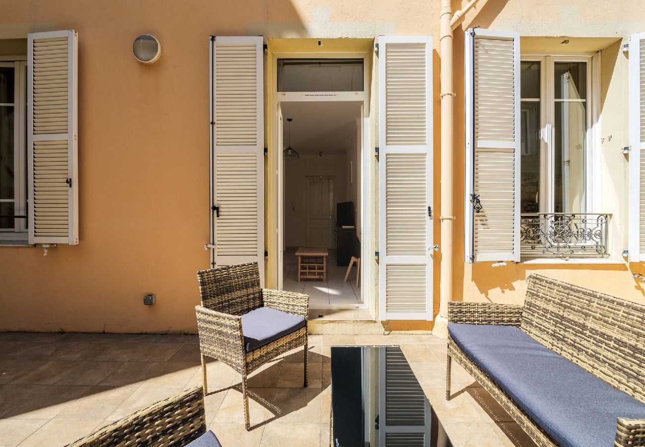 Appartement à Cannes - Beau 2 pièces au coeur du Suquet - Grande Terrasse 
